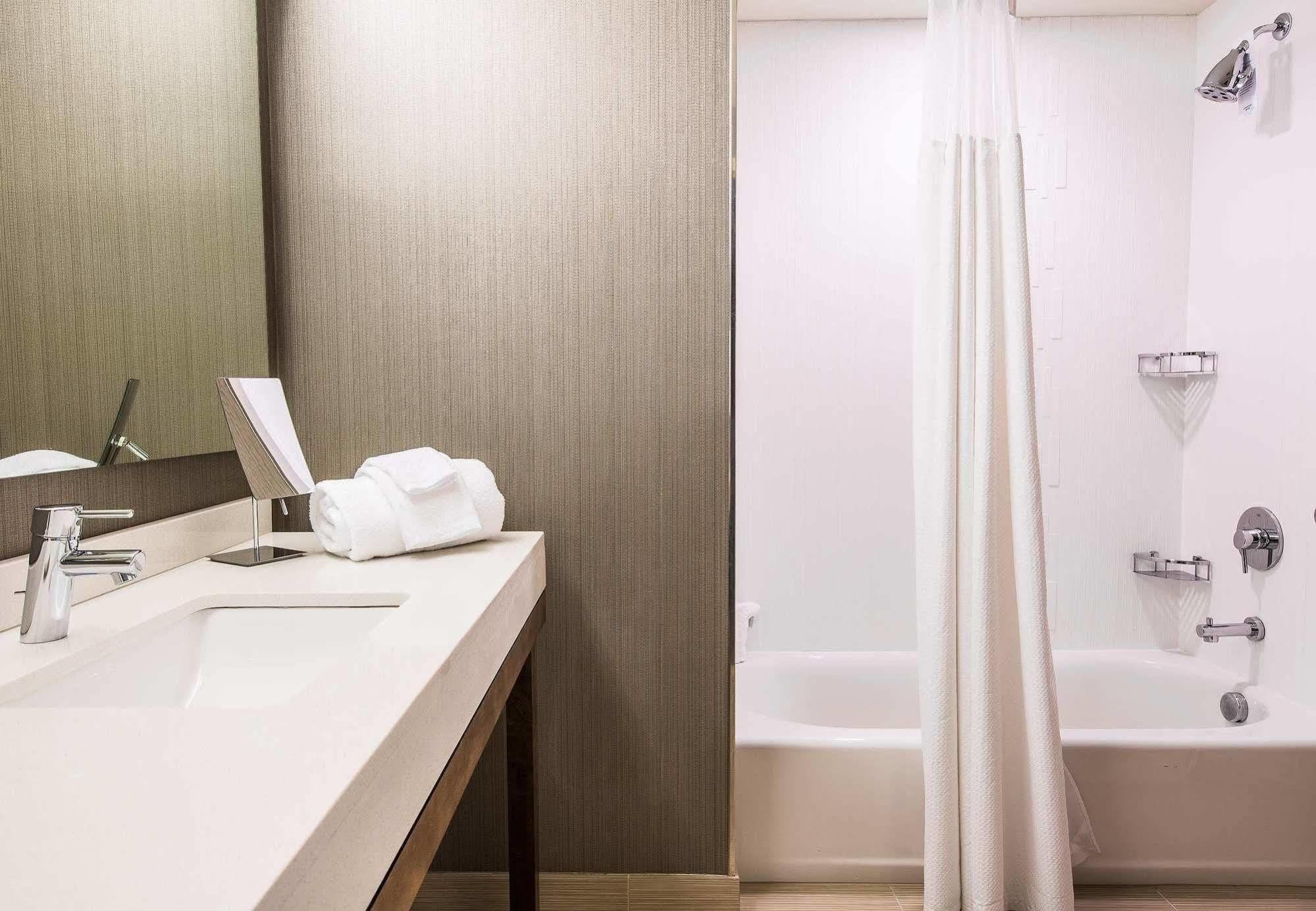 Courtyard By Marriott Columbia Cayce Hotel Kültér fotó